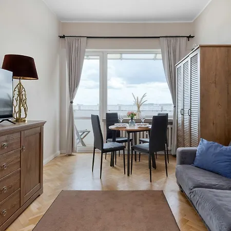 Blue Horizon Przymorze With Balcony By Renters Gdaňsk