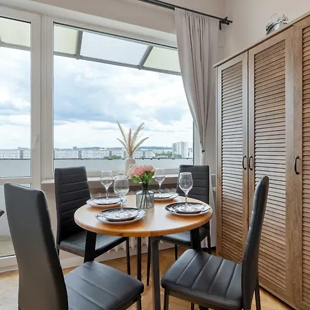 Blue Horizon Przymorze With Balcony By Renters Apartmán